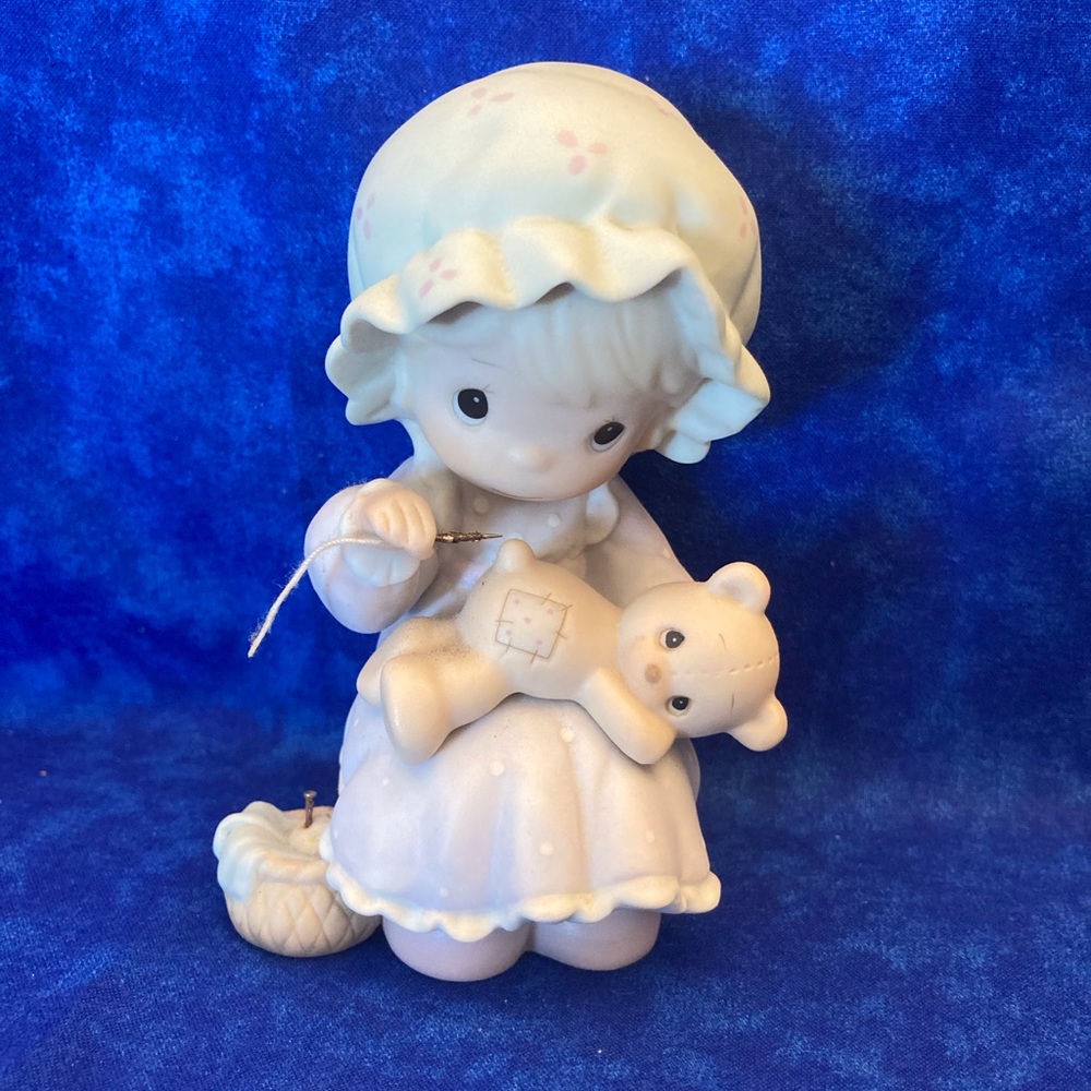Precious Moments Figurine
